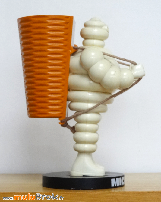 MICHELIN-VENDANGEUR-Bibendum-5-muluBrok-Vintage