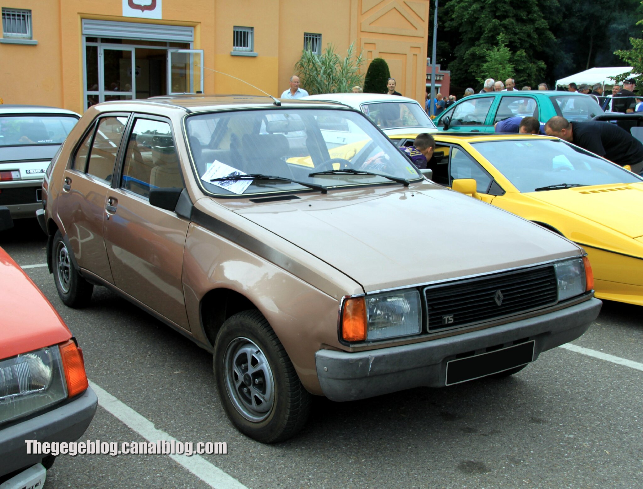 Renault 14 TS phase 2 (1980-1983)(Retrorencard aout 2013) 01