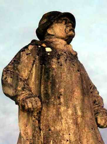 Monument clemenceau St Hermine17