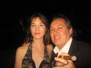 The_Three_Charlotte_Gainsboug_Cannes_Et_Hugo_Mayer_blog2010