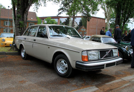 Volvo_244_GL_2