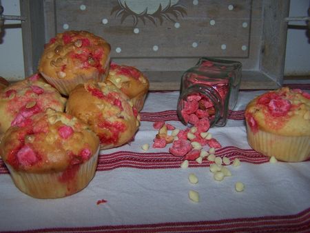 Muffins aux pépites de chocolat blanc et pralines d’amandes recettes dessert Riz au lait aux pralines