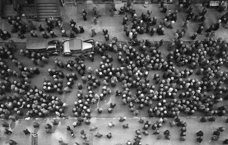 Hats-in-New-York,-1930