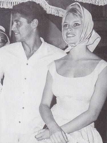 1958-08-13-antibes-mariage_Galepides-030-1