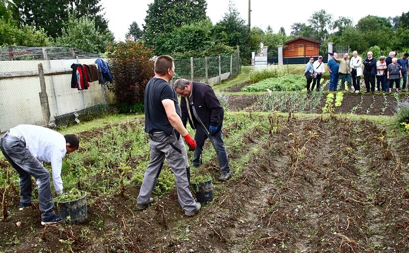 JARDINS SOLIDAIRES HIRSON JUILLET 2016