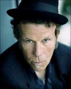 483px_Tom_waits