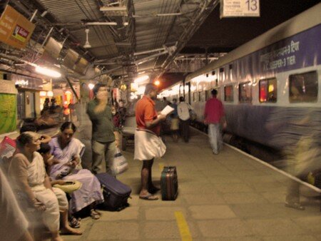 COCHIN_RAILWAY_STATION___India