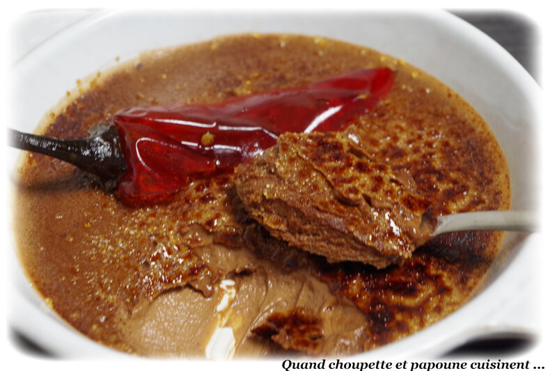 crème brûlée au chocolat et piment confit-3026