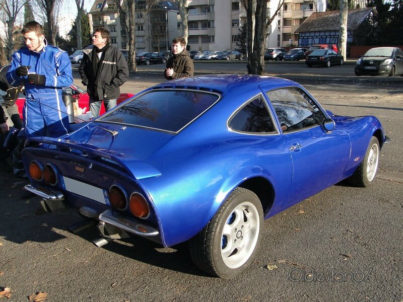 opel gt 1900 b