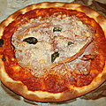 Pizza Jambon cru italien, <b>pesto</b> rosso, parmesan