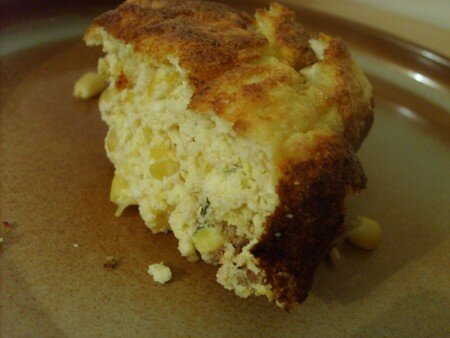 Un Moelleux aux saveurs d’orient avec plein de bonnes choses dedans !! Un Moelleux aux saveurs d’orient avec plein de bonnes choses dedans !!