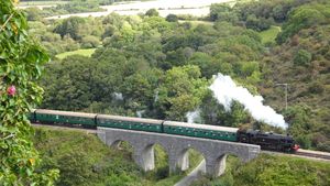 Corfe Castle tchou tchou train