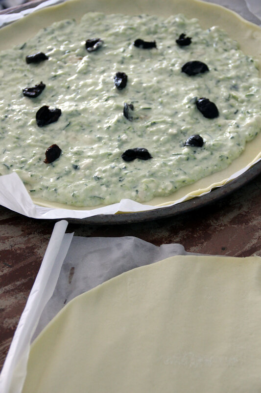 tarte_soleil_chevre_courgette_olives_romarin