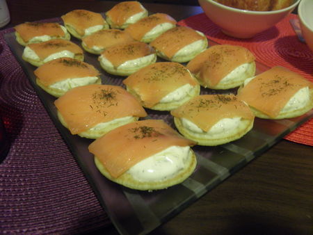 Blinis apéritifs au saumon recettes Blinis apéritifs au saumon