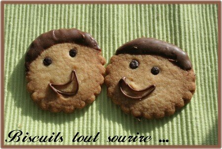 Biscuits_tout_sourire_010