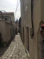 Krk, ruelle, 10 mars 2020