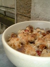 crumble-rhubarbe-cerise