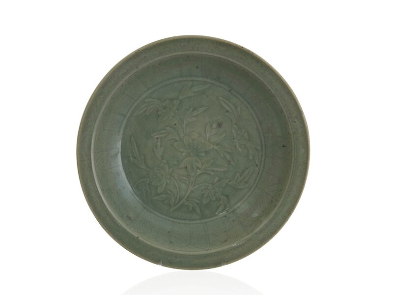 A large Longquan celadon dish, China, Ming dynasty, 15th-16th century 