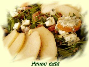 Salade___la_poire_et_au_roquefort