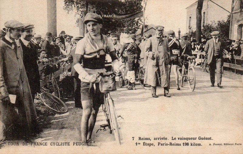 CPA Tour de France Peugeot Wolber 1910 1ère étape Reims