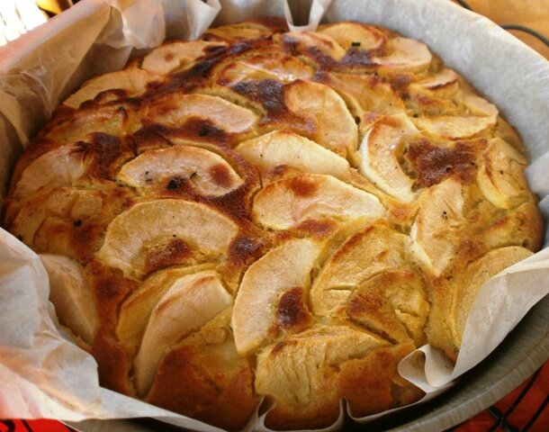 gâteau aux pommes-noix-amandes (1)