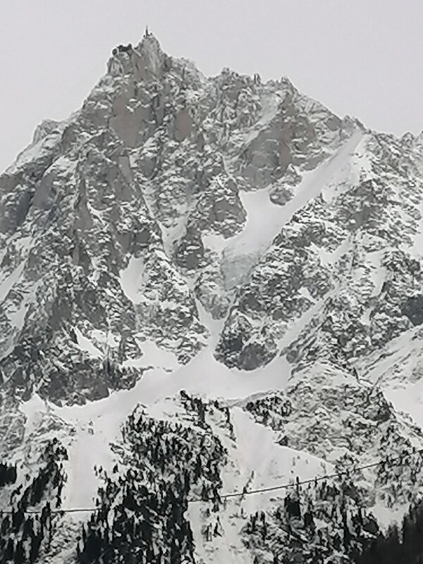 Aiguille du Midi depuis la patinoire des Houches (18 février 2021, photo Marie Meynet)