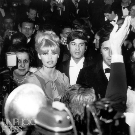 1966-03-paris-soiree1-avec_zagury_brialy-010-1