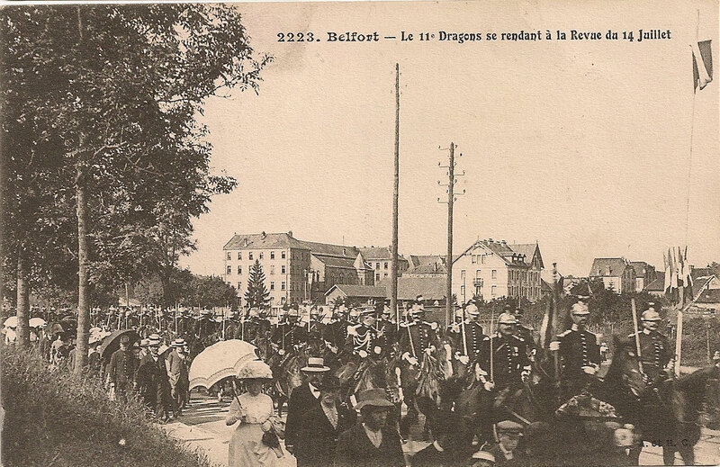 1909X Belfort CPA 2223 Revue 14 juillet