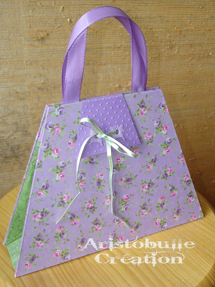 Sac cadeau mauve - 12 avr 10