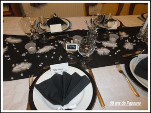 table noire et blanche 50ans kiki 010