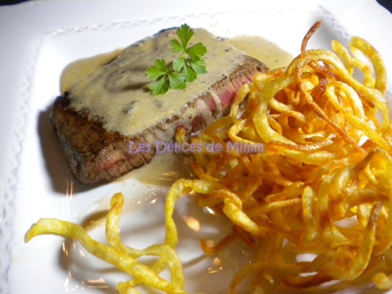 Steak au roquefort et frites bouclettes 3