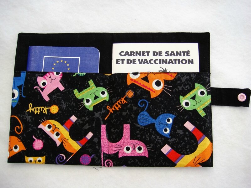 Protège carnet chats marrants colorés intérieur