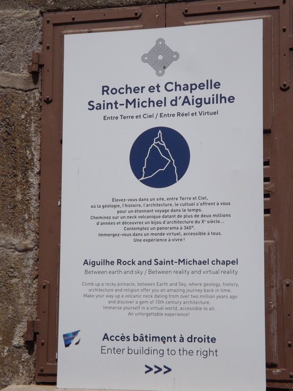 Rocher & chapelle St Michel d'Aiguilhe (4)