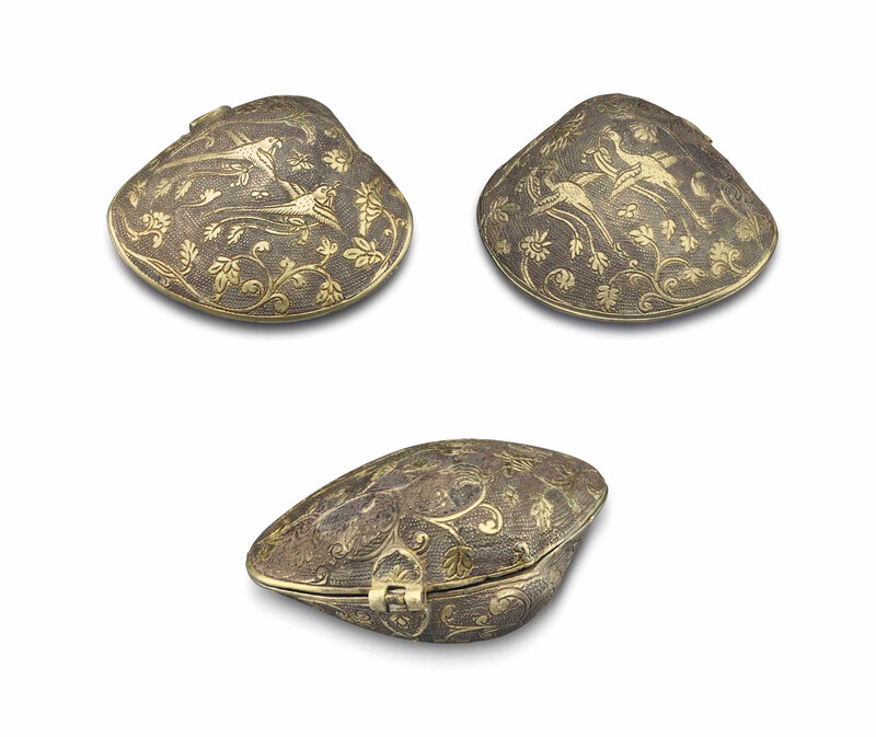 2013_NYR_02726_1465_000(a_rare_miniature_parcel-gilt_silver_shell-form_box_and_cover_tang_dyna)