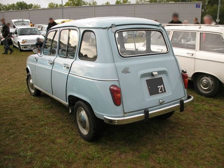 Renault4Lar1