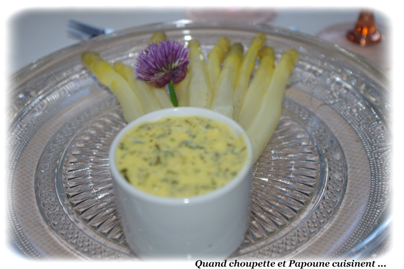 asperges blanches, sauce béarnaise au TM-7352