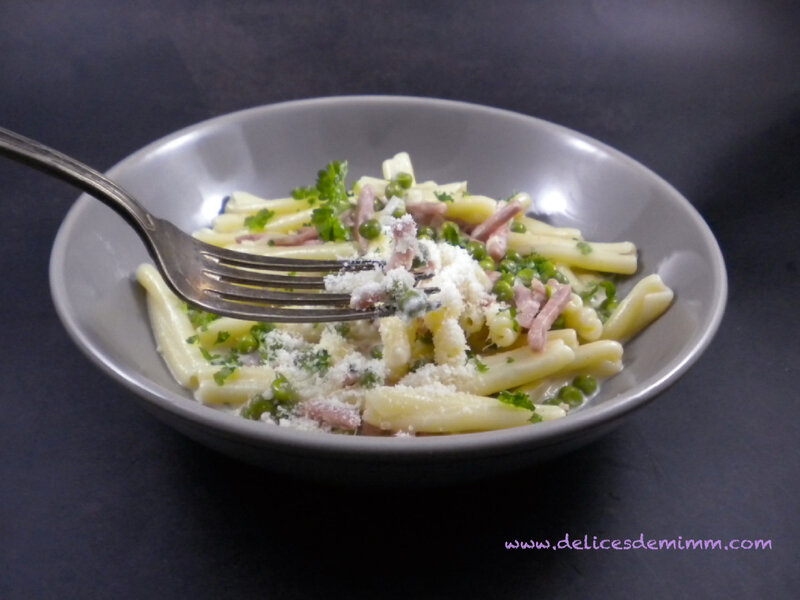 Pâtes au jambon et sauce crémeuse au parmesan 4