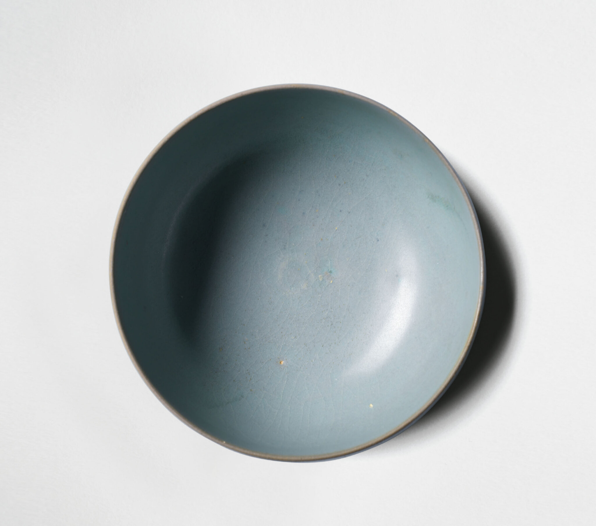 An important and extremely rare Ru 'sky-blue' tea bowl