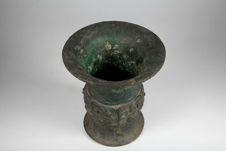 Chinese-Archaic-Ritual-Bronze-Vessel-1100-1000-BC_15