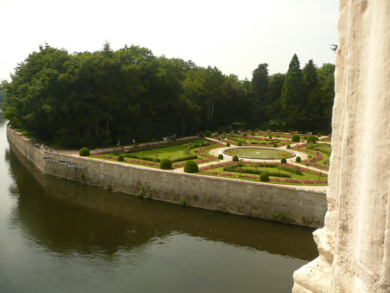 29-Patricia Chenonceau