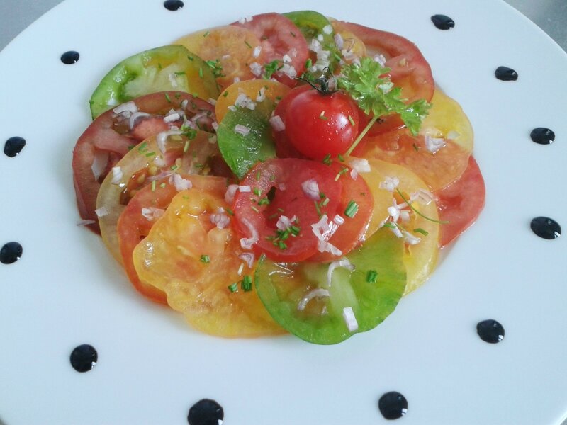 Salade de tomates à l'ancienne ( du chef Custos)
