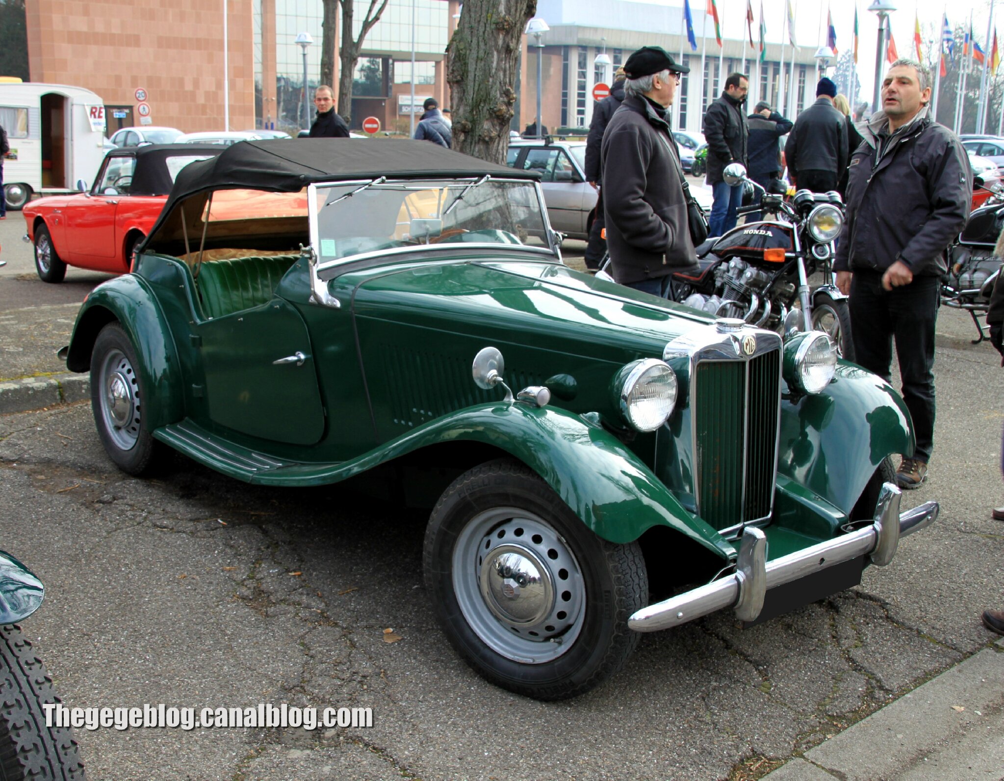 Mg TD convertible (Retrorencard mars 2013) 01