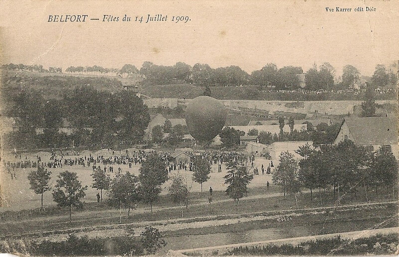 1909 07 14 Belfort CPA 6742 Fête 14 juillet Champ de Mars