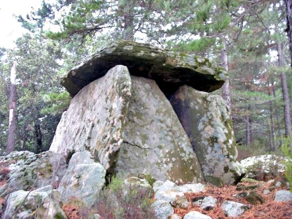 Saint-Michel de Grandmont dolmen du belvedere 9a