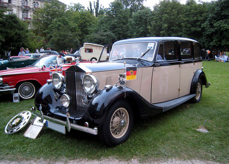 Rolls_royce_wraith_park_ward_de_1939_01