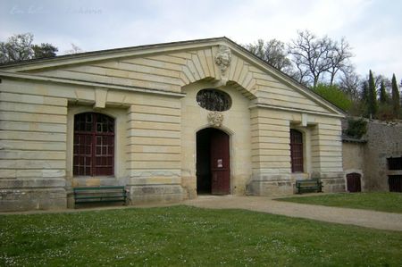 Richelieu pavillon entree caves