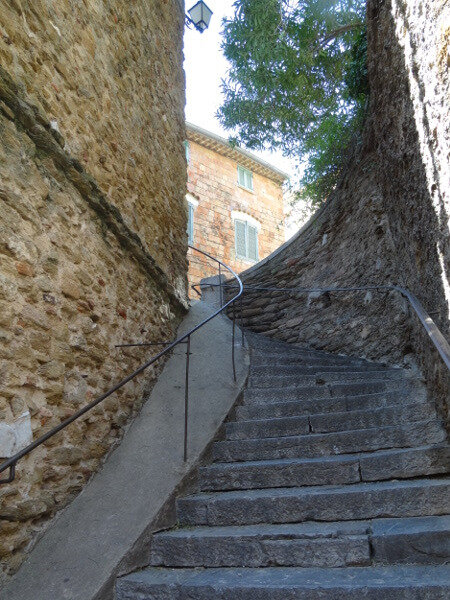 Escaliers Bormes
