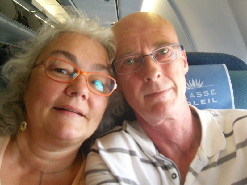 selfie en avion, faut bien faires les jeunes de temps en temps ^^