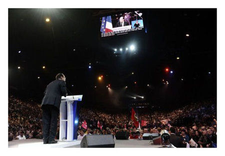 le_candidat_socialiste_francois_hollande_en_meeting_au_palai_674850
