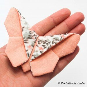 DIY-papillon-en-tissu-origami-Les-tutoriels-de-louise-4-300x300